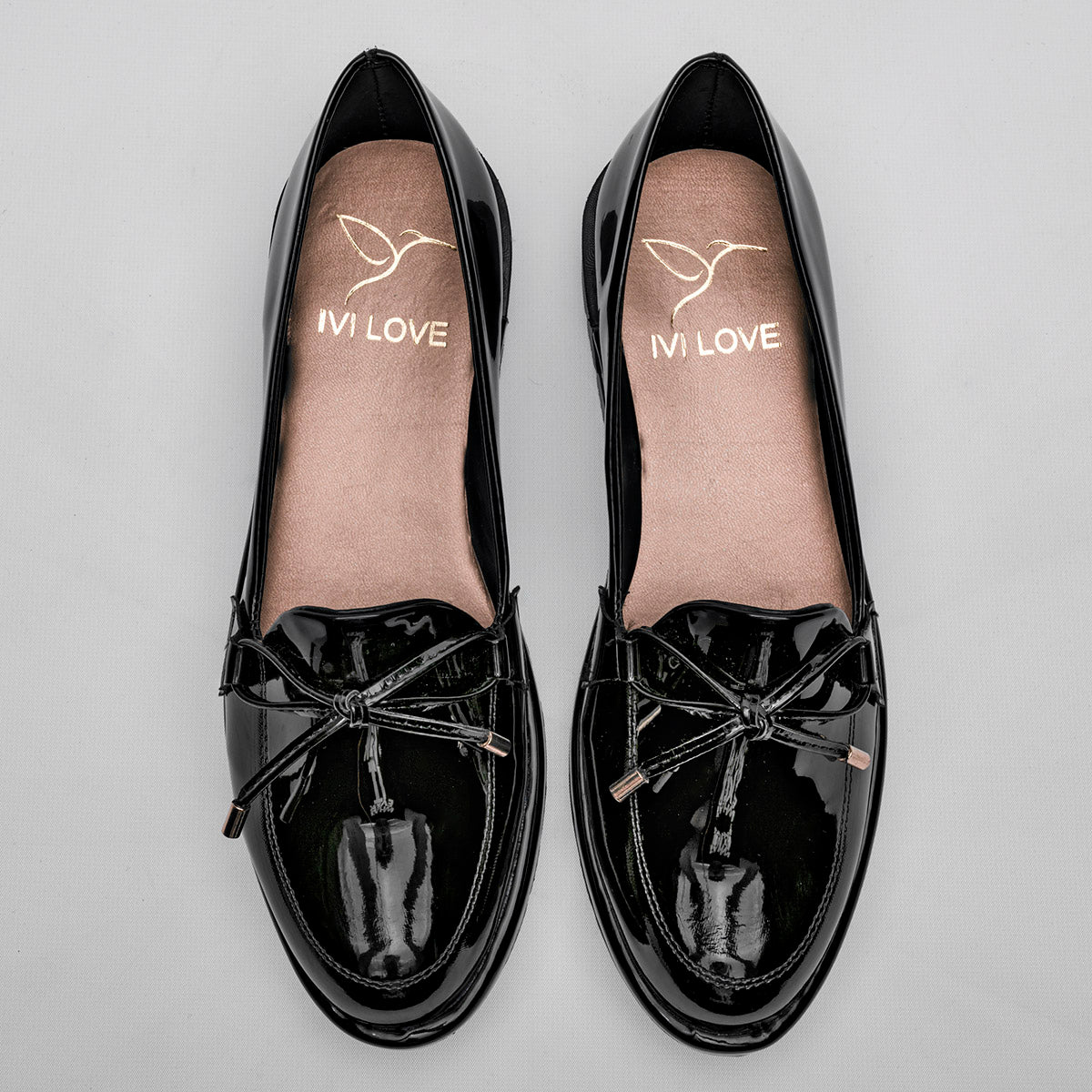 ZAPATO CASUAL MUJER IVI LOVE 3084 NEGRO CHAROL