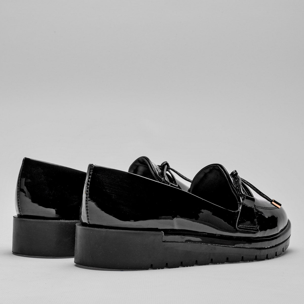 ZAPATO CASUAL MUJER IVI LOVE 3084 NEGRO CHAROL