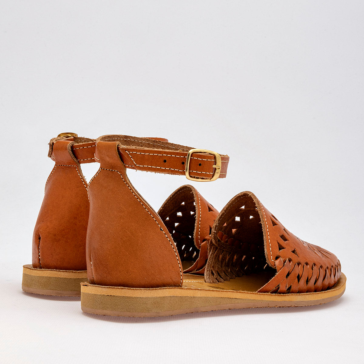 Sandalia CASUAL MUJER MORA TIERRA YOLETH CAMEL