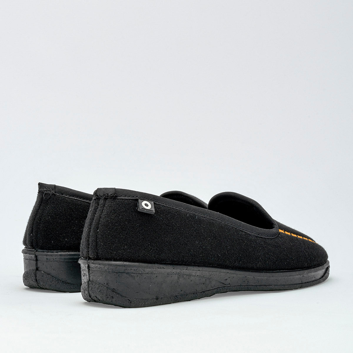 PANTUFLA MUJER MORA CONFORT RACHEL NEGRO CAMEL