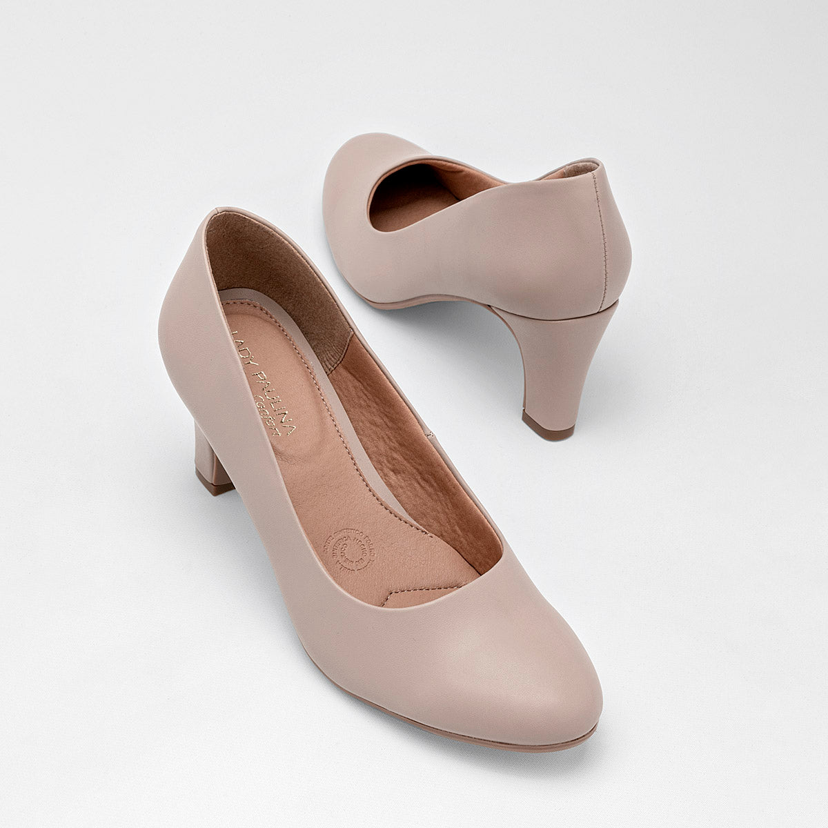 Zapatilla Cerrada Lady Paulina 34101 Para Mujer Color Beige