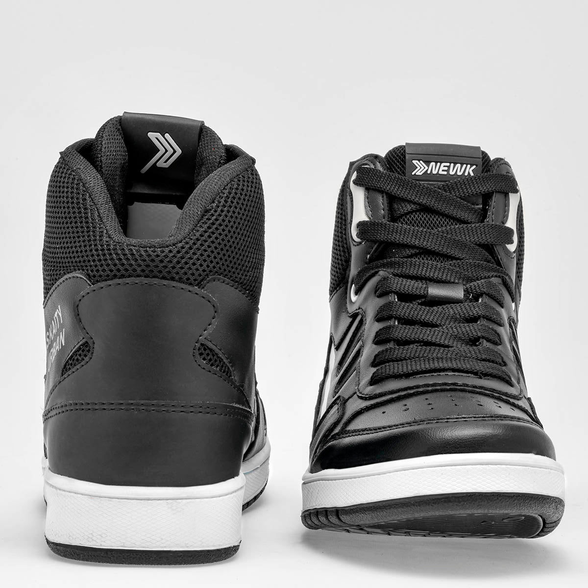 TENIS URBANO JUVENIL NEWK BB6301 NEGRO BLANCO
