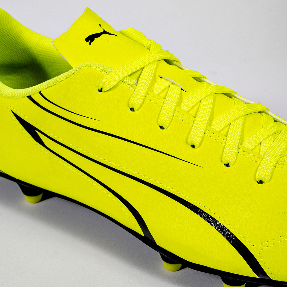 TENIS DEPORTIVO HOMBRE PUMA Vitoria FG/AG VERDE NEGRO