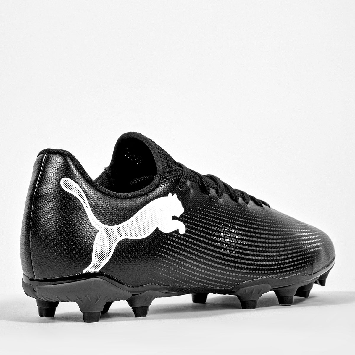 TENIS DEPORTIVO HOMBRE PUMA Future 7 Play FG/AG NEGRO BLANCO