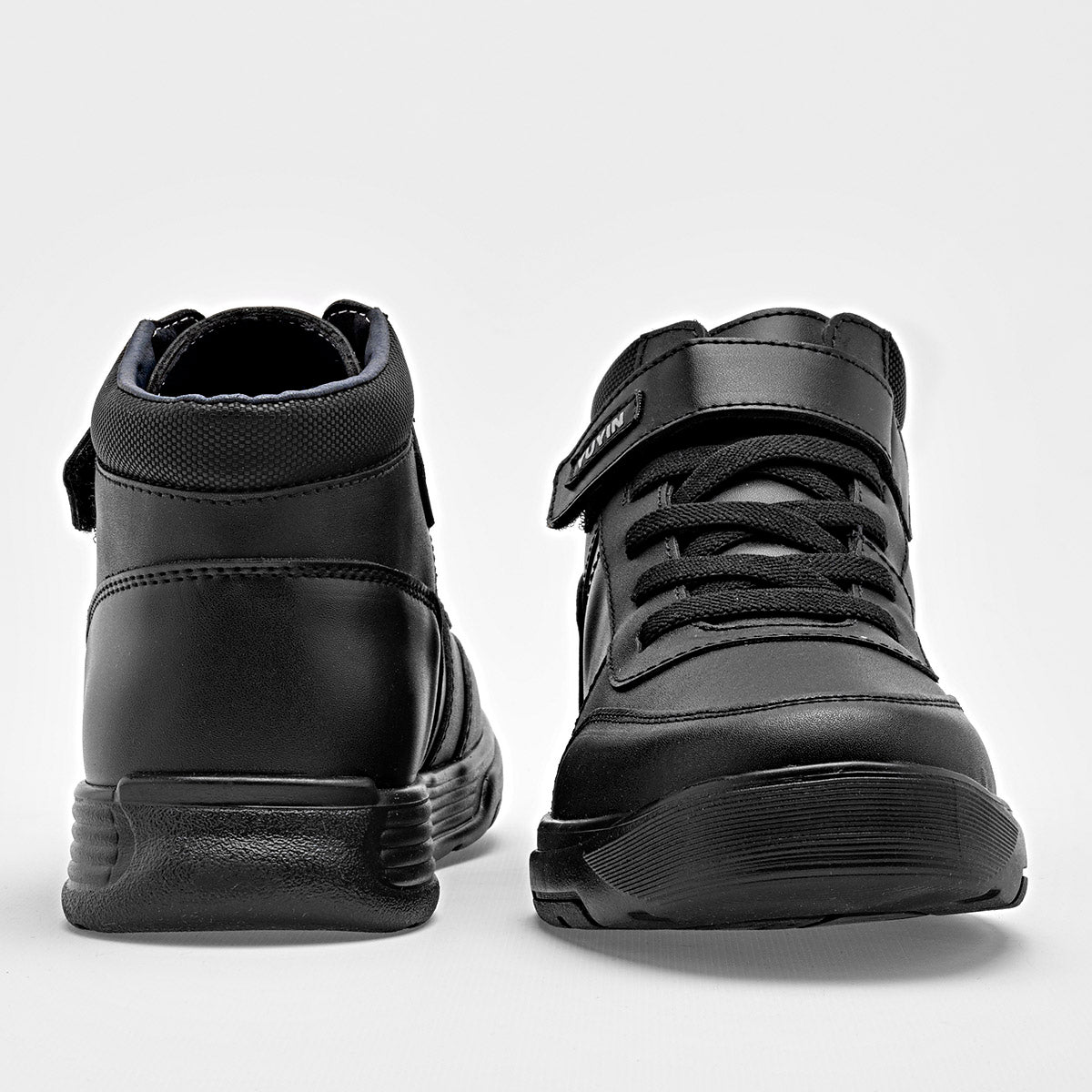 Botín escolar para Joven marca Yuyin Negro