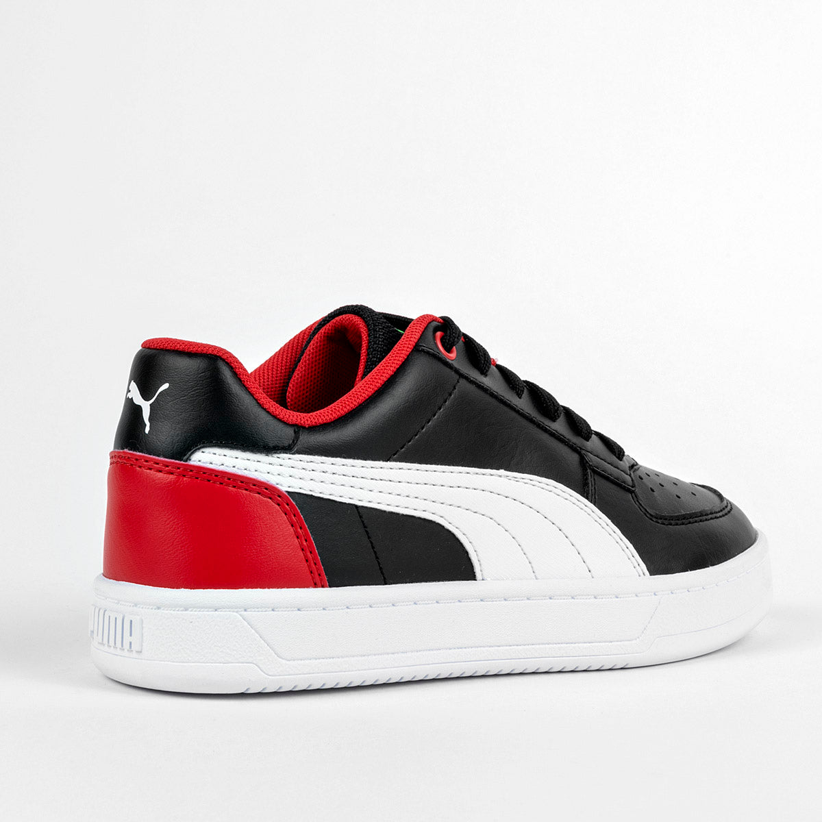 TENIS URBANO JOVEN PUMA Ferrari Caven 2.0 Jr NEGRO BLANCO ROJO