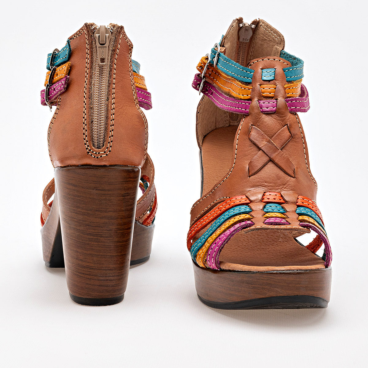ZAPATO CASUAL MUJER MORA TIERRA YAMILA CAMEL MULTICOLOR