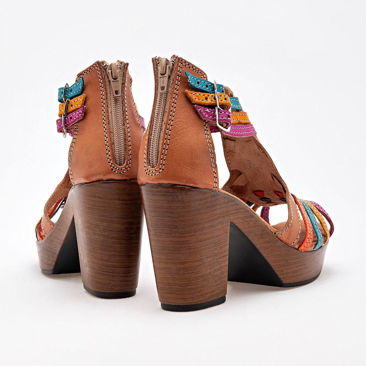 ZAPATO CASUAL MUJER MORA TIERRA YAMILA CAMEL MULTICOLOR