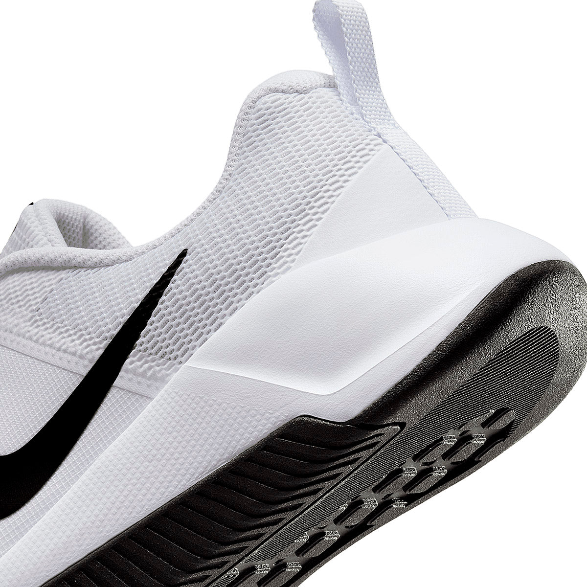 TENIS DEPORTIVO HOMBRE NIKE  Mc Trainer 3 BLANCO NEGRO