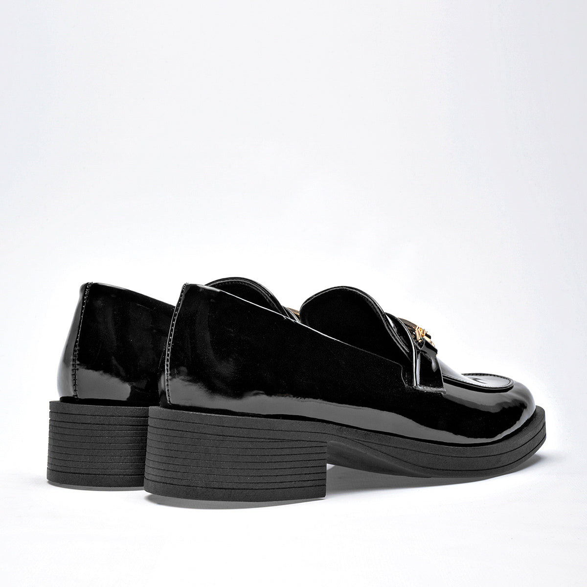 Mocasin Casual Charol Been Class Mujer 19461 Negro