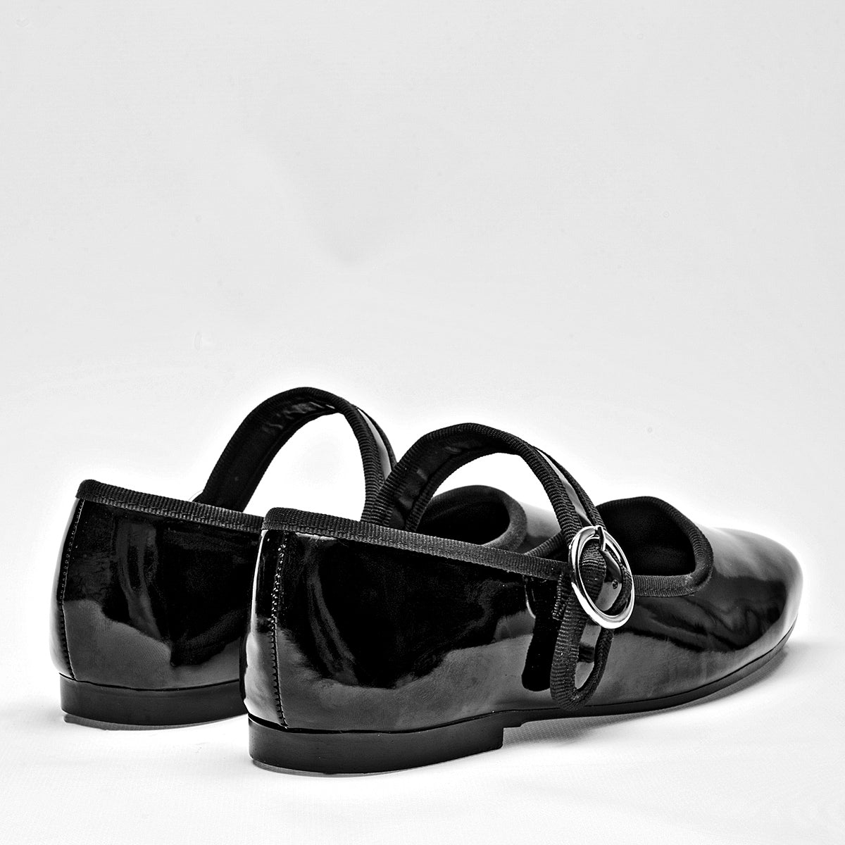 Flats Casuales Charol Been Class Mujer 19464 Negro