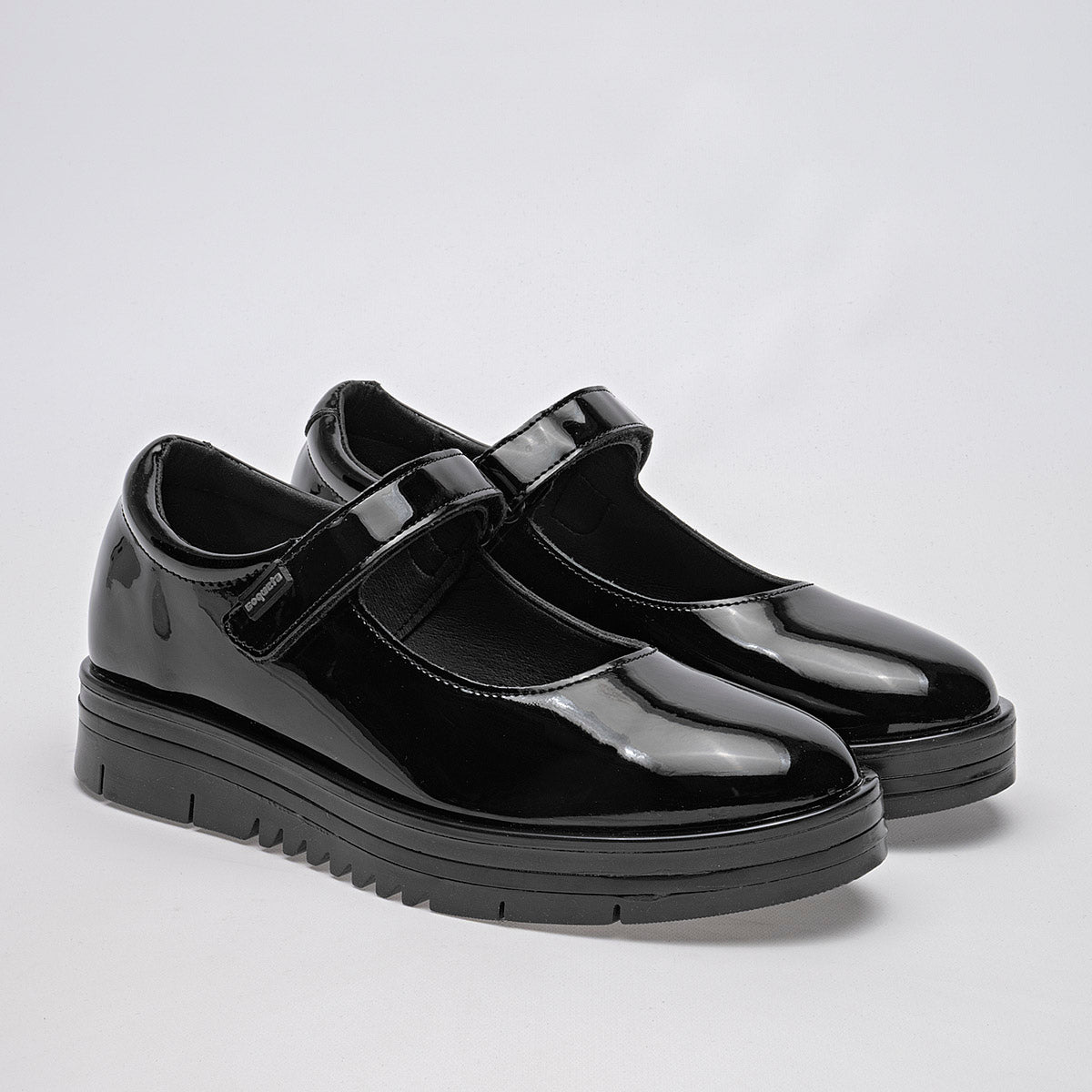 ZAPATO CASUAL MUJER COQUETA 54906C NEGRO CHAROL