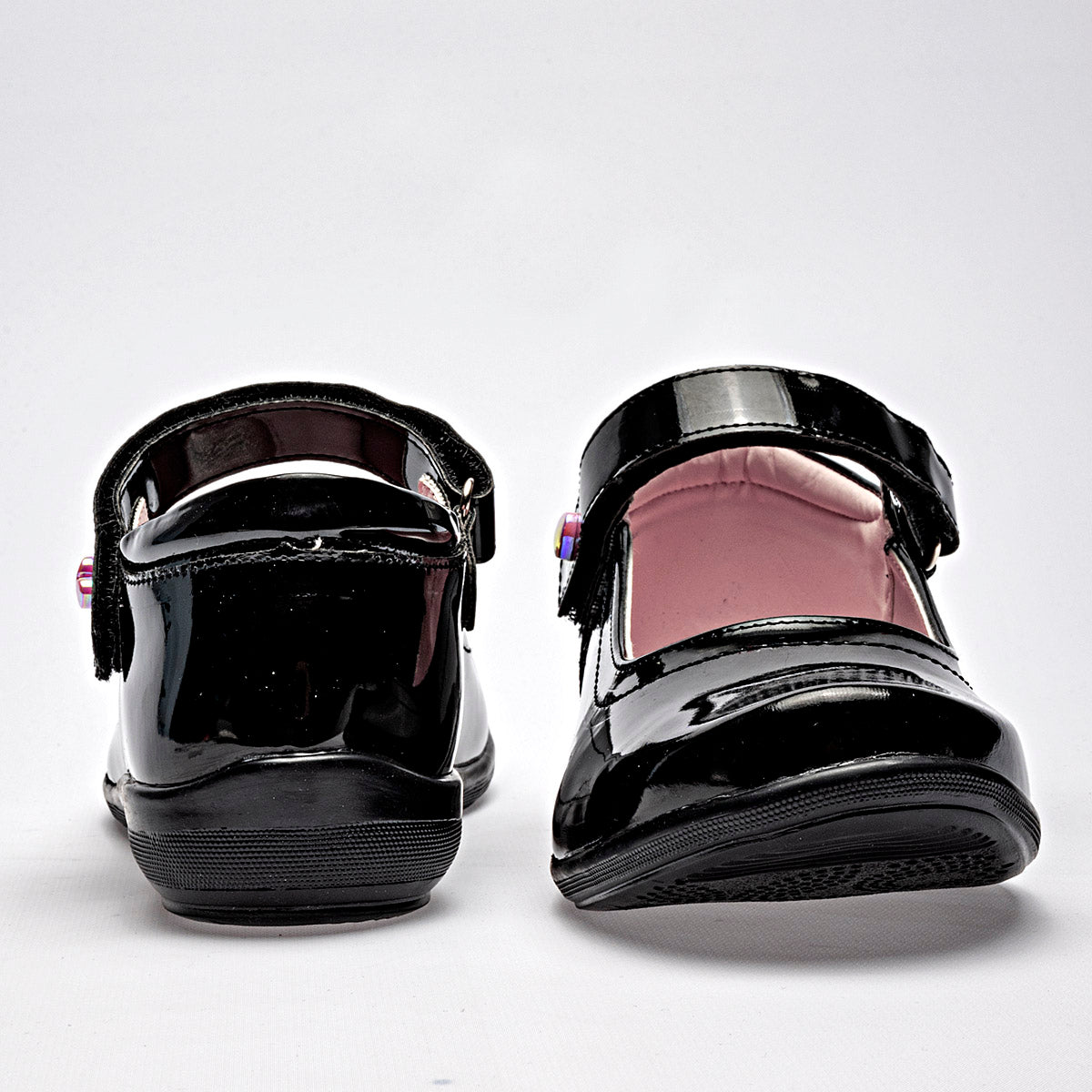 ZAPATO CASUAL MUJER LIA 05 NEGRO CHAROL