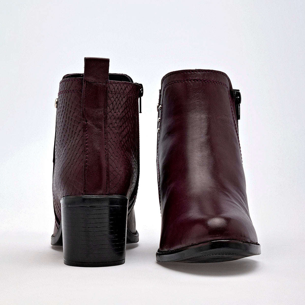 Botin Casual Moramora Mujer Delia Vino tacon  5cm tubo 11cm