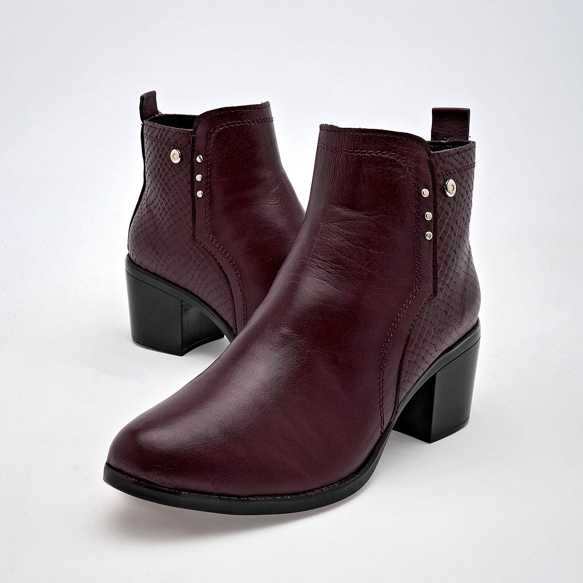 Botin Casual Moramora Mujer Delia Vino tacon  5cm tubo 11cm