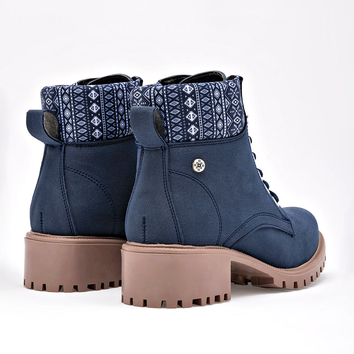 Botin Casual Mora Tierra Mujer Moira Marino Tacon 4 Cm