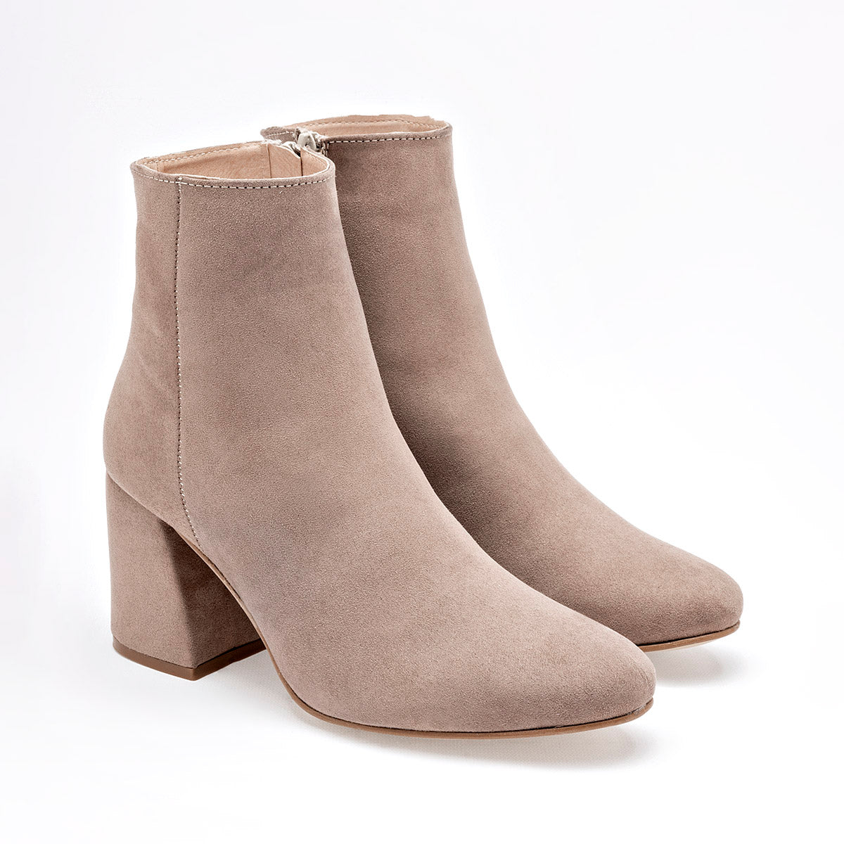 Botin Casual Moramora Mujer Xana Beige Tacon 8 Cm