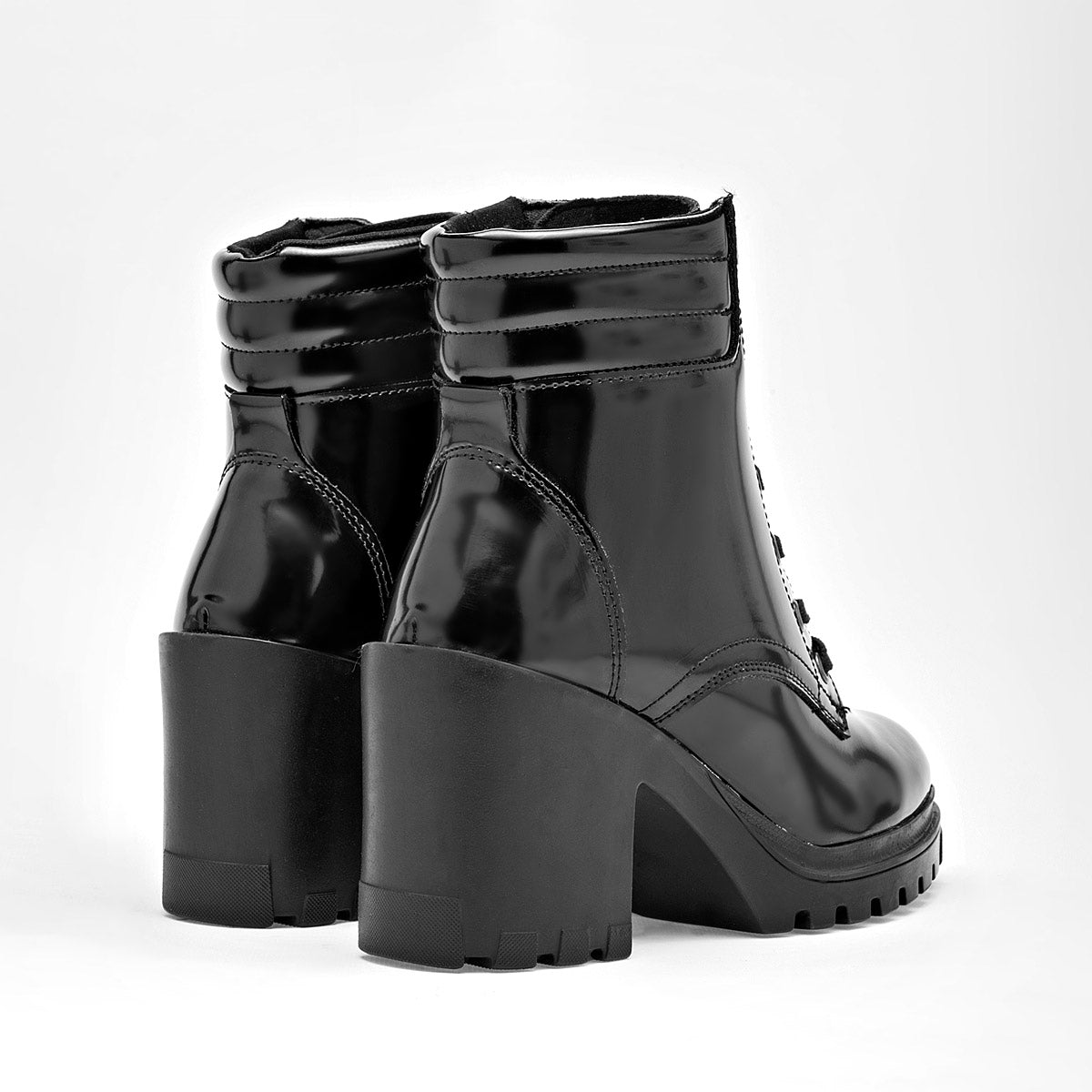 Bota Casual Moramora Mujer Buffy Negro Tacon 8 Cm