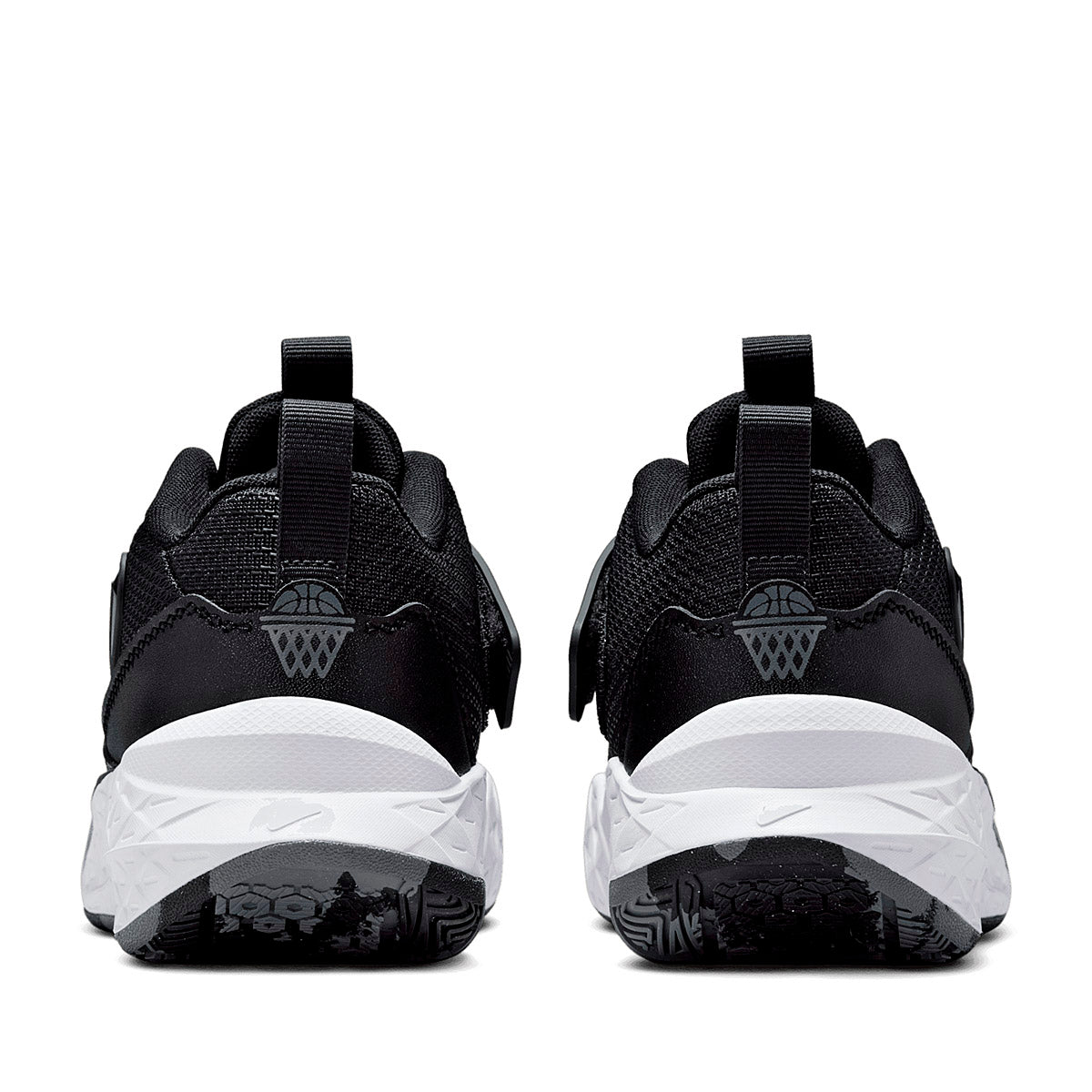 TENIS DEPORTIVO JUVENIL NIKE Team Hustle D 12 (GS) NEGRO BLANCO