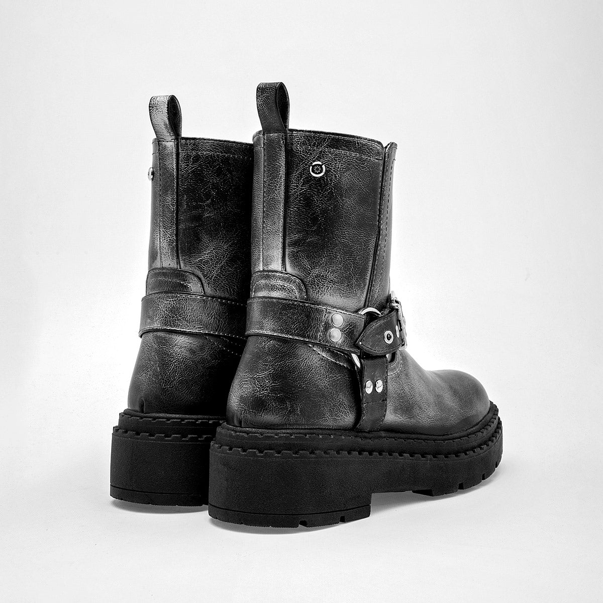 Bota Casual Moramora Mujer Kara Negro Plata Tacon 5 Cm
