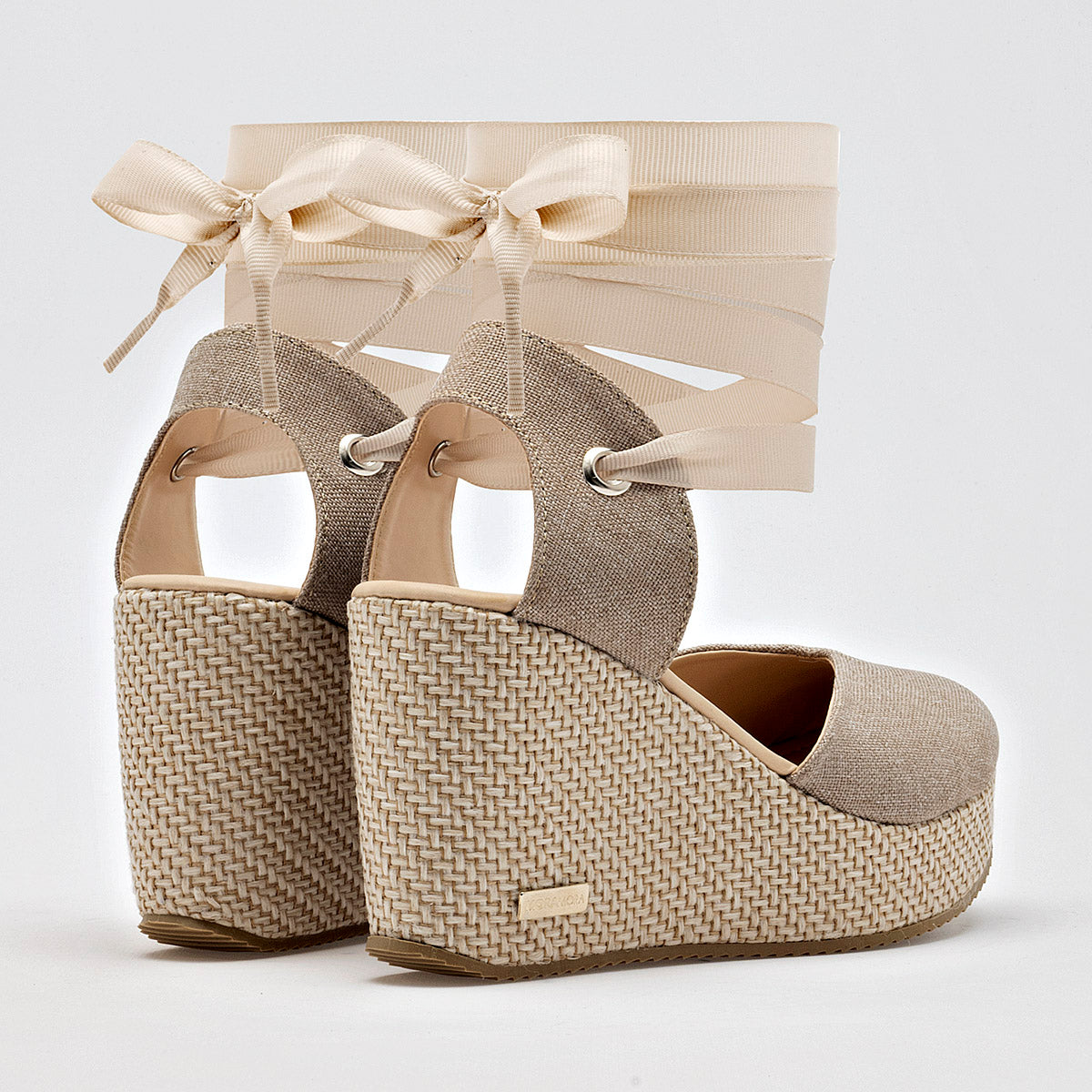 Alpargata De Cuña Con Cinta Moramora Mujer 143262202 Beige