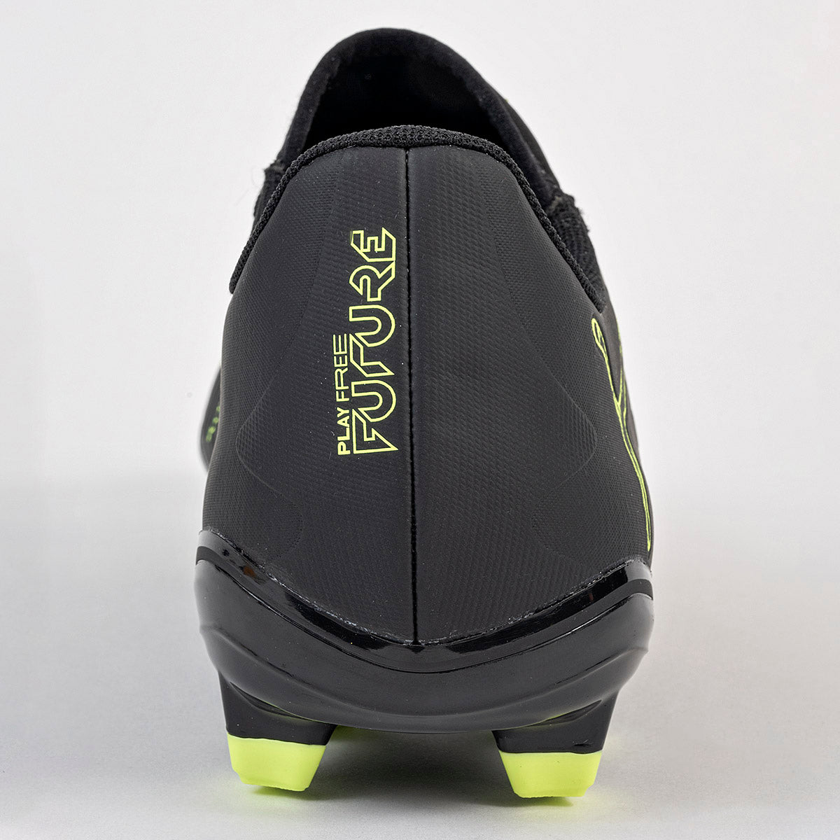 TENIS DEPORTIVO HOMBRE PUMA Future 8 Play FG/AG NEGRO