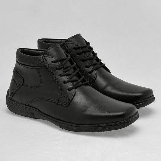 Bota escolar para Niño marca Yuyin Negro