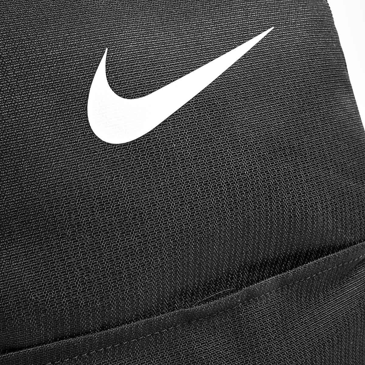 Mochila Brasilia 9.5 para Unisex marca Nike Negro