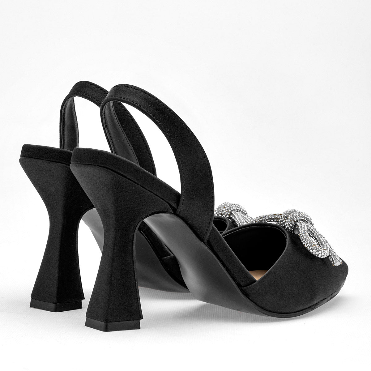 Zapatilla Tacon Piramide Mora 1954002 Mujer Color Negro