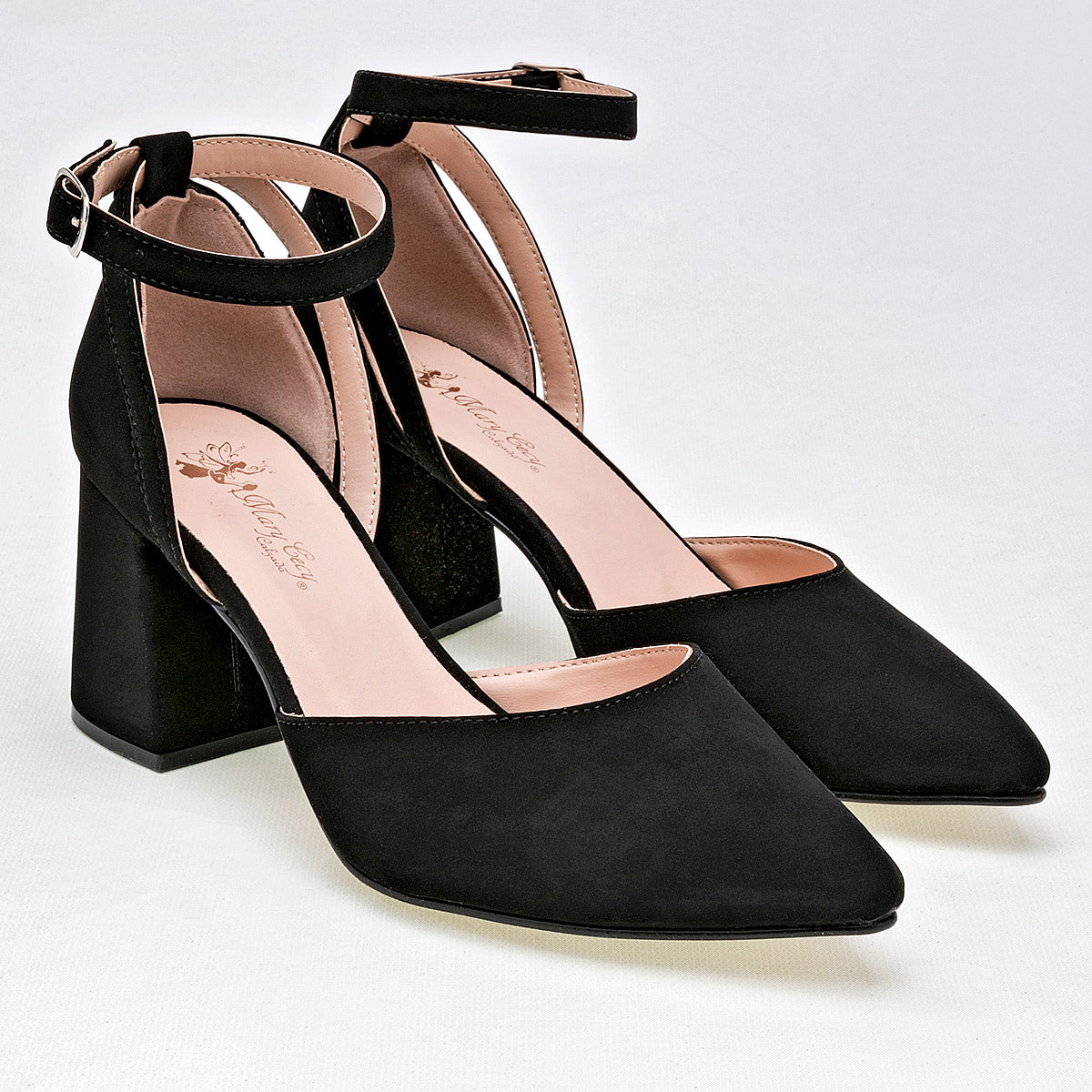 Zapatilla Con Pulsera Mary Cecy 2002 Mujer Color Negro