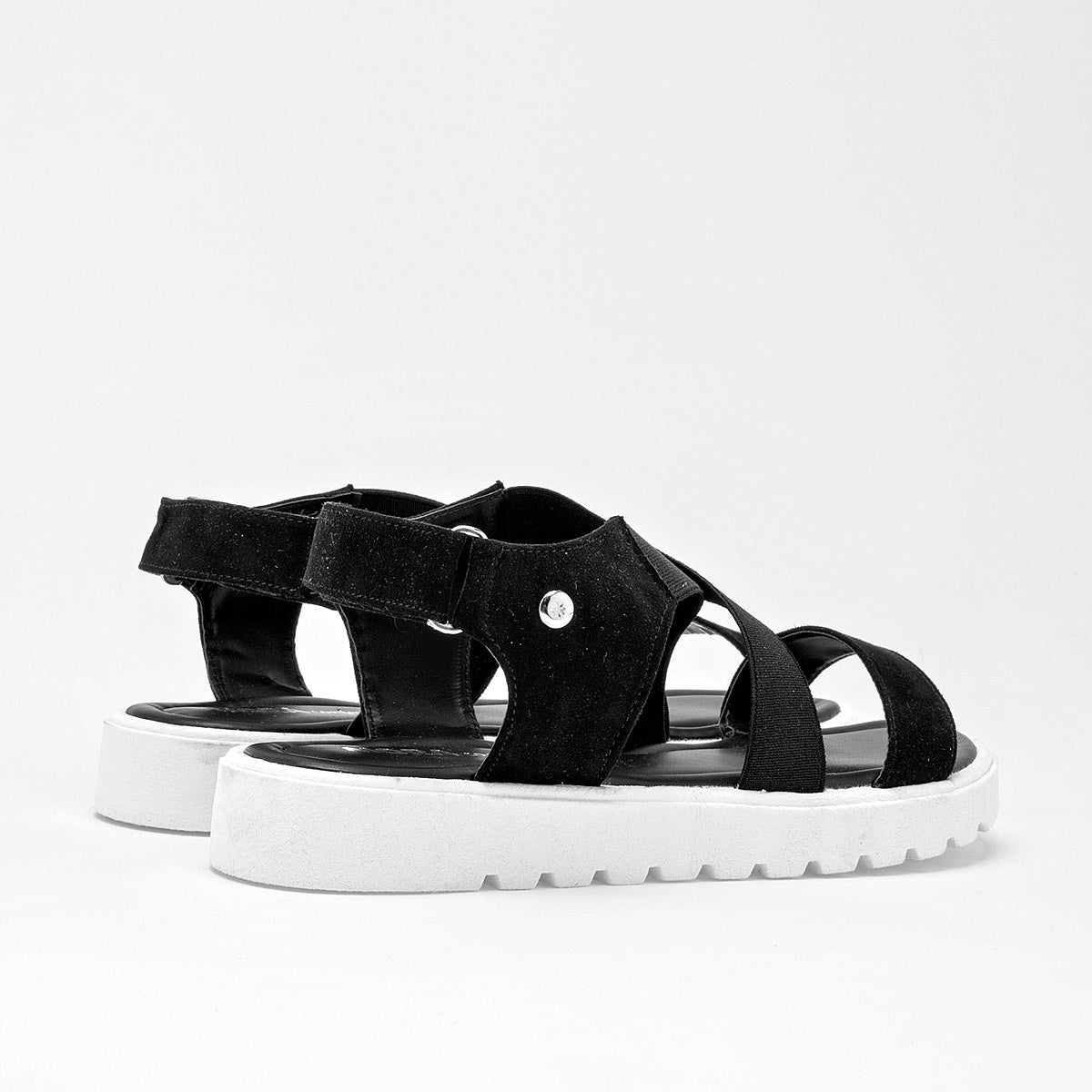 Sandalia Mora Confort 135098 Para Mujer Color Negro