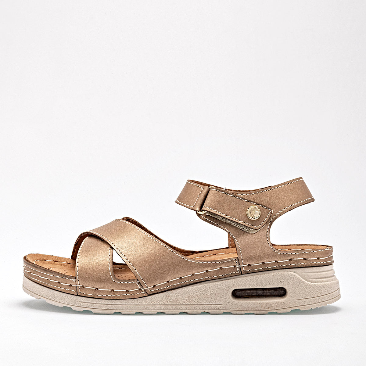 Sandalia En Piel Flexmas Para Mujer 1009 Color Oro