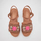 SANDALIA MUJER MORA TIERRA ODA CAMEL MULTICOLOR