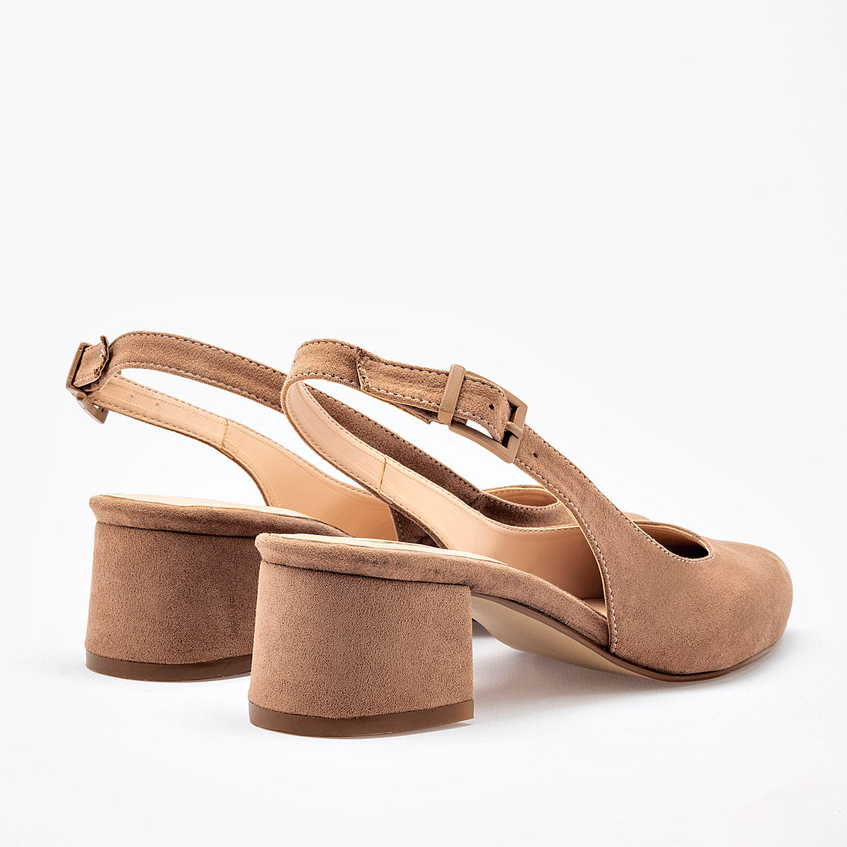 ZAPATO CASUAL MUJER MORAMORA GRISELDA CAMEL