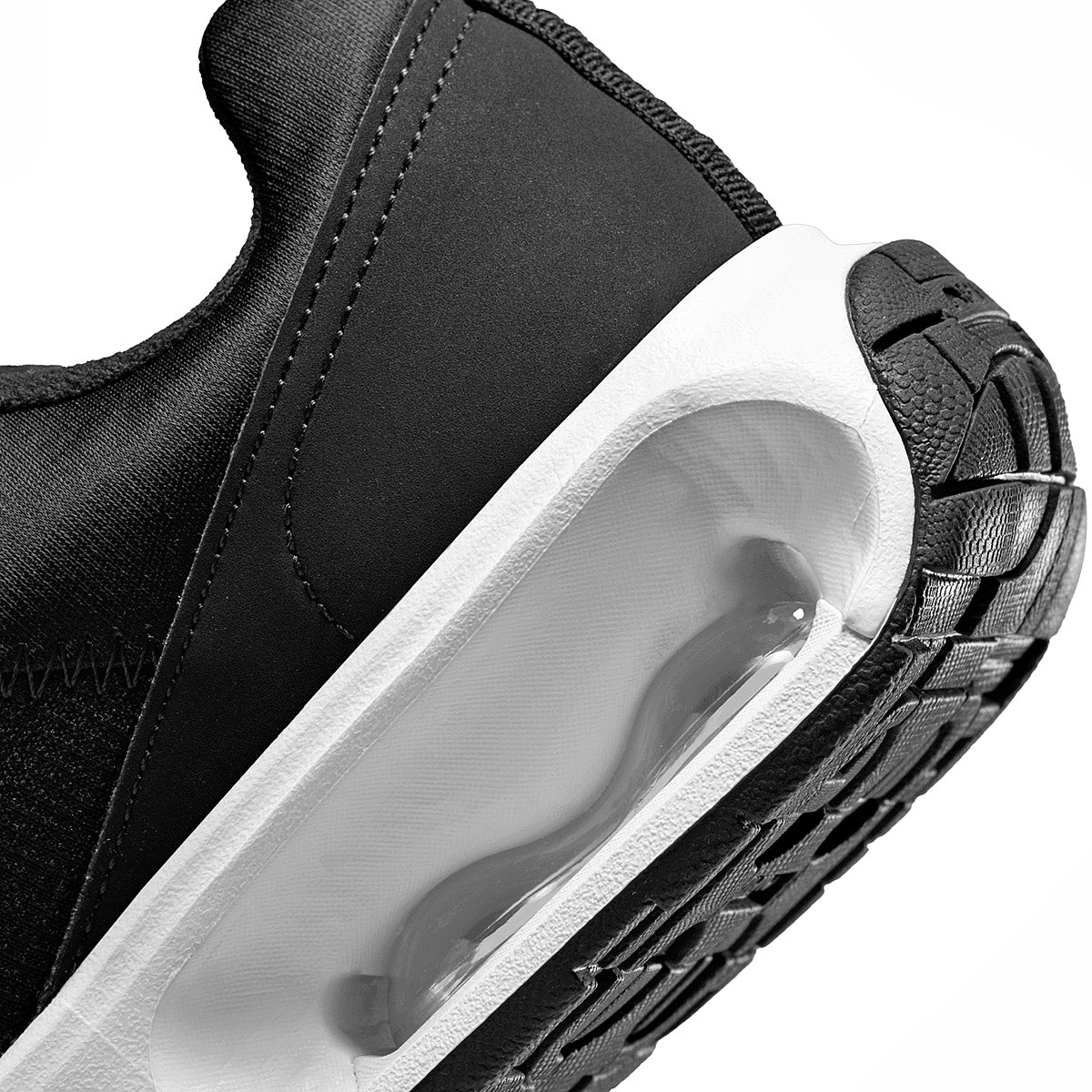 TENIS URBANO MUJER NIKE W  Air Max Interlock Lite S NEGRO BLANCO
