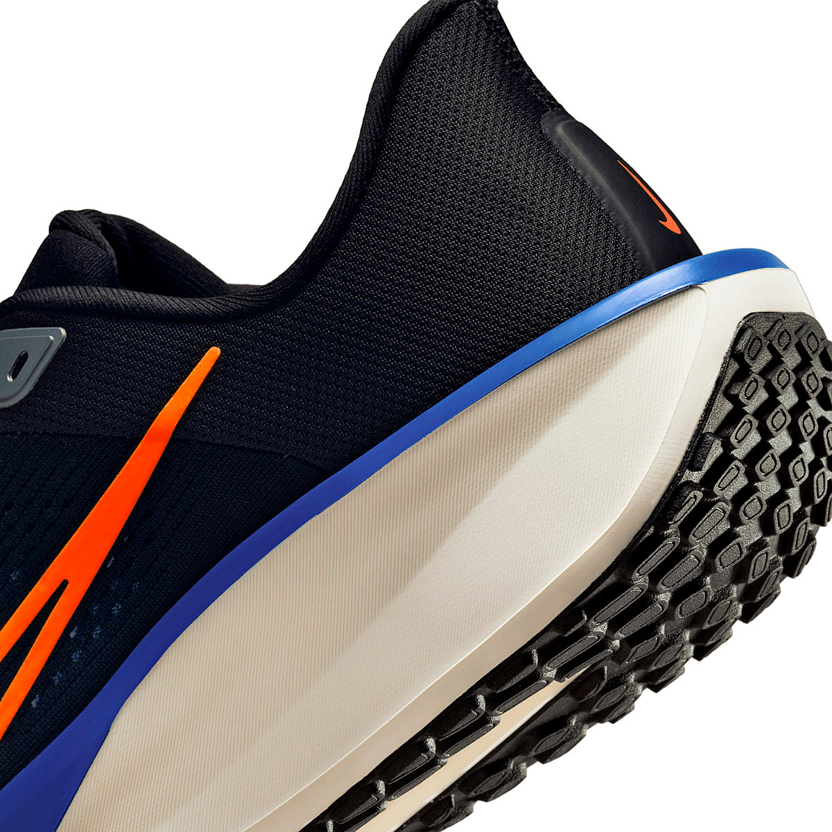TENIS DEPORTIVO HOMBRE NIKE  Quest 6 NEGRO NARANJA