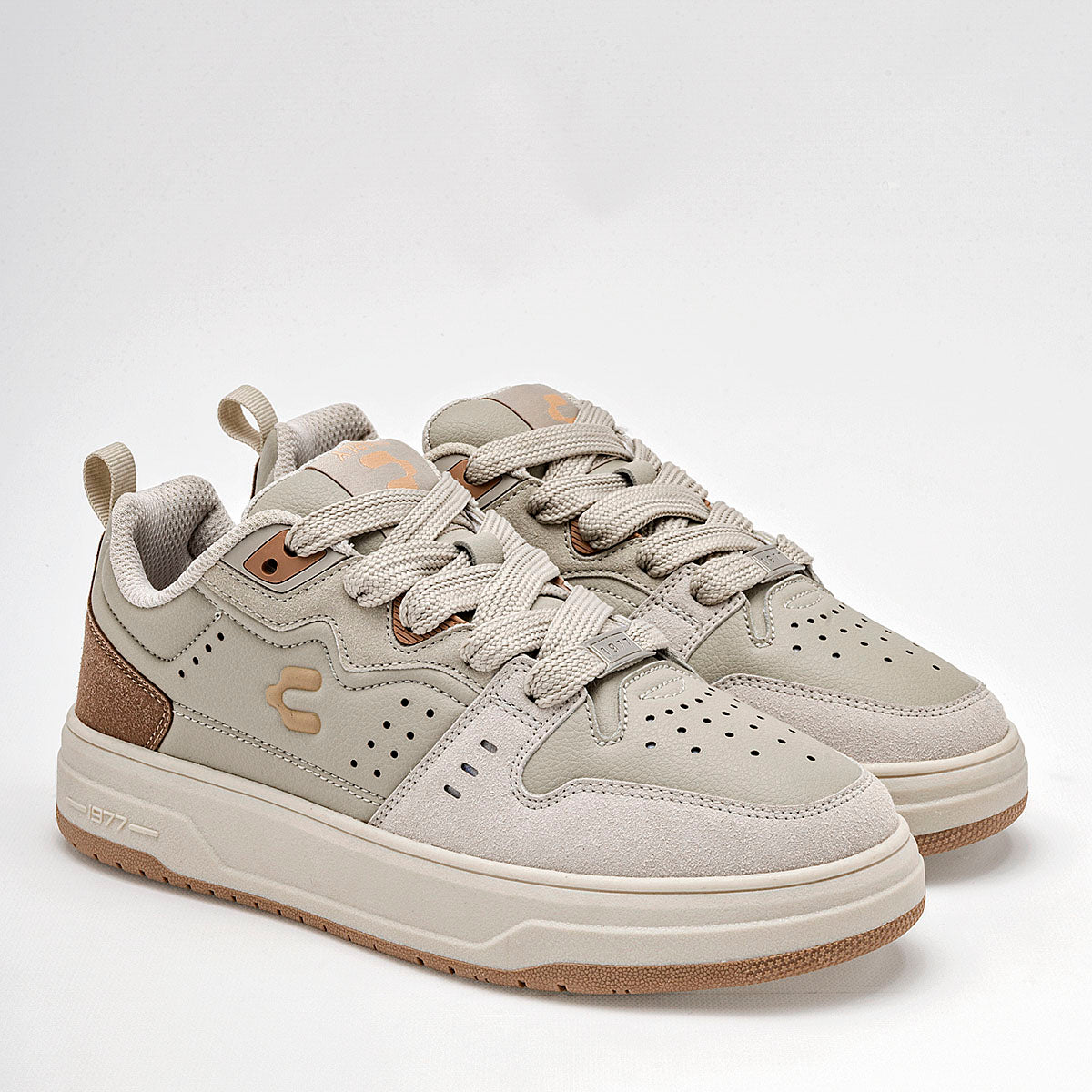 TENIS URBANO MUJER CHARLY 1050597002 BEIGE