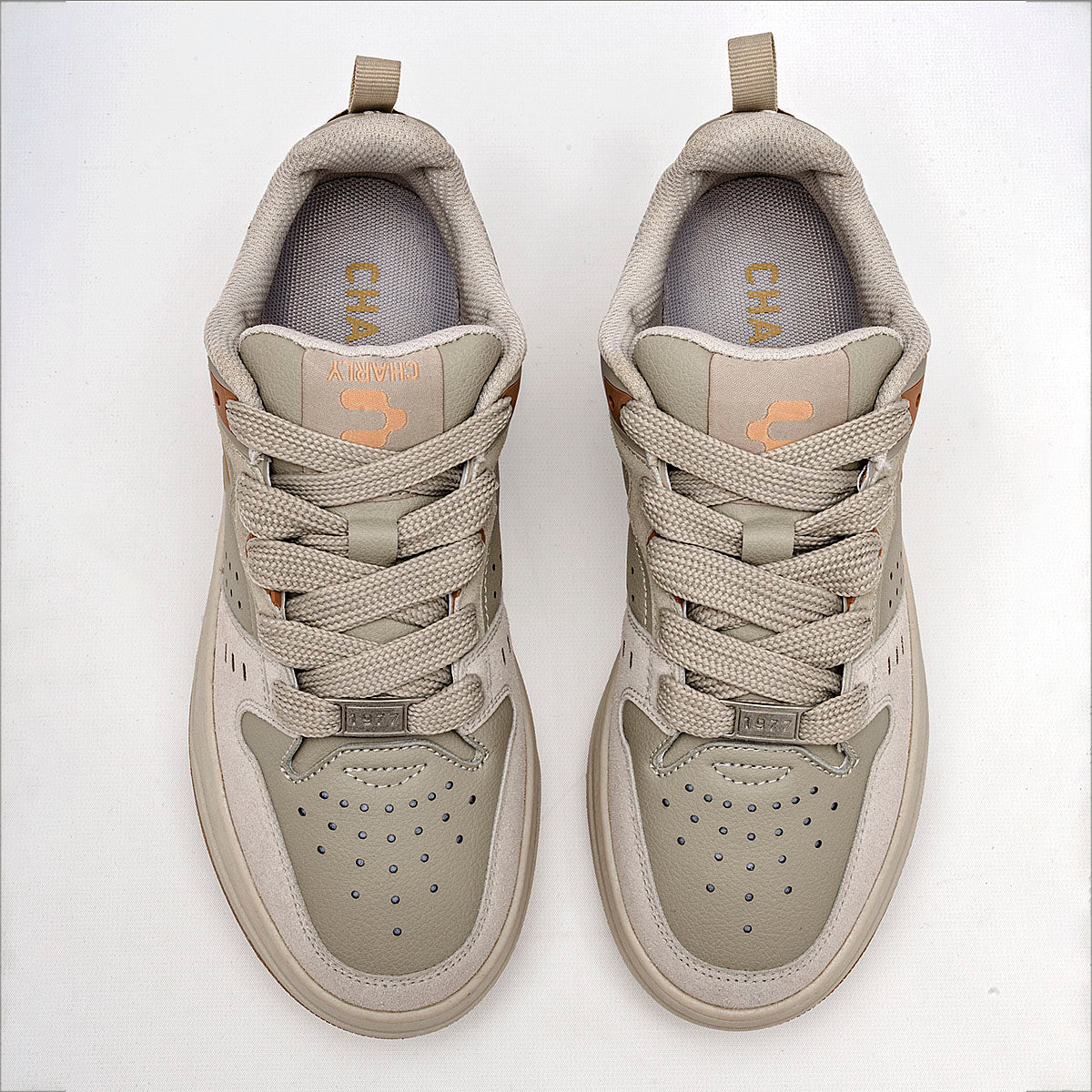 TENIS URBANO MUJER CHARLY 1050597002 BEIGE