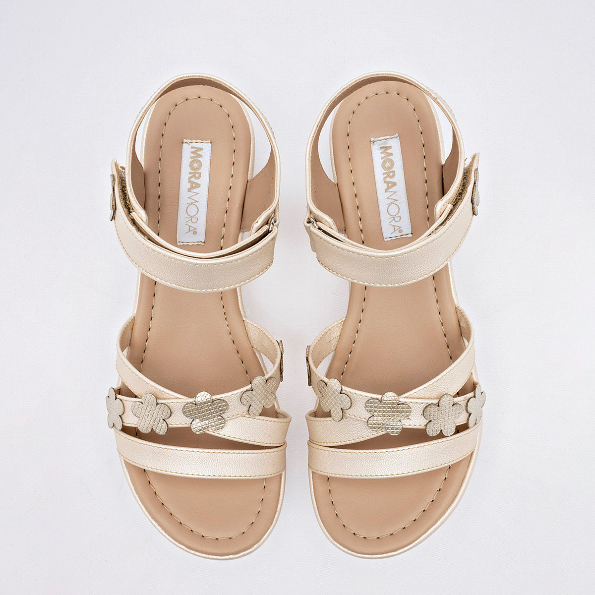 Sandalia Casual Moramora Mujer Yeni Beige Plataforma 5 Cm