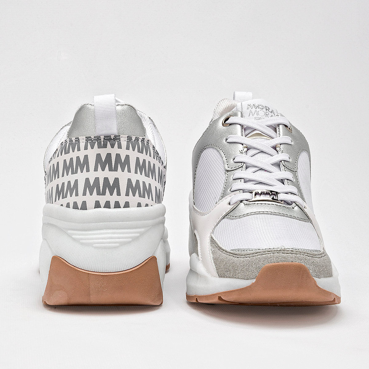TENIS URBANO MUJER MORAMORA PAOLA BLANCO PLATA GRIS