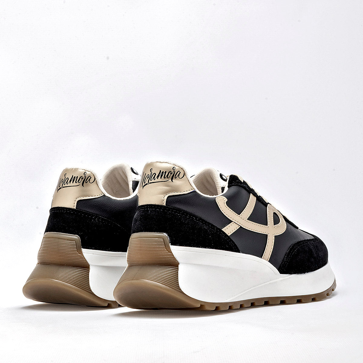 TENIS URBANO MUJER MORAMORA AMADA NEGRO ORO
