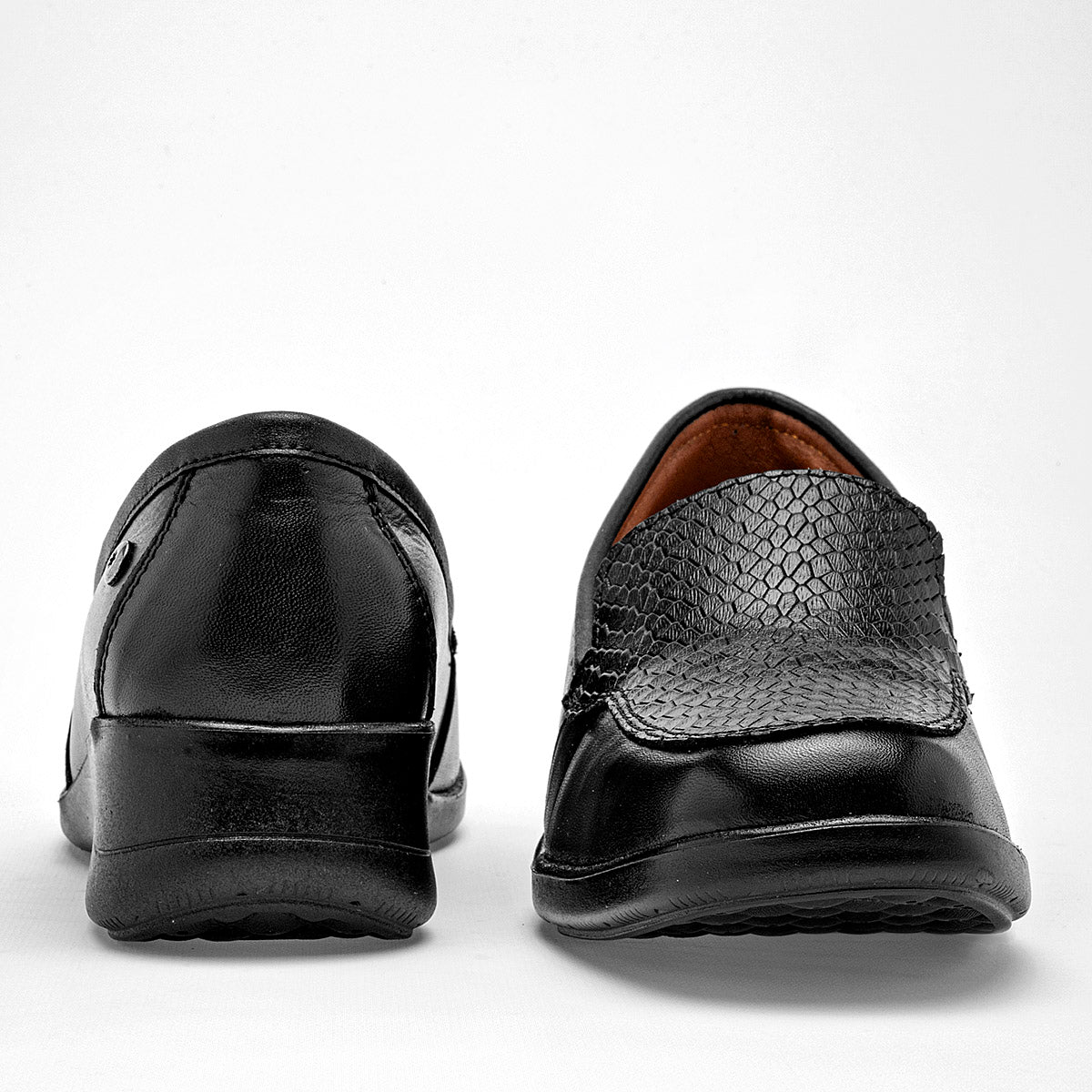 Zapato Confort Piel Mora Confort Mujer Zoila Negro