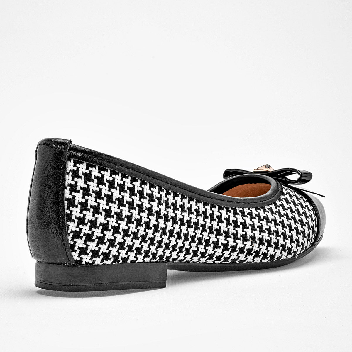 Flats Casuales Tristanni Shoes Mujer 2839 Negro Blanco