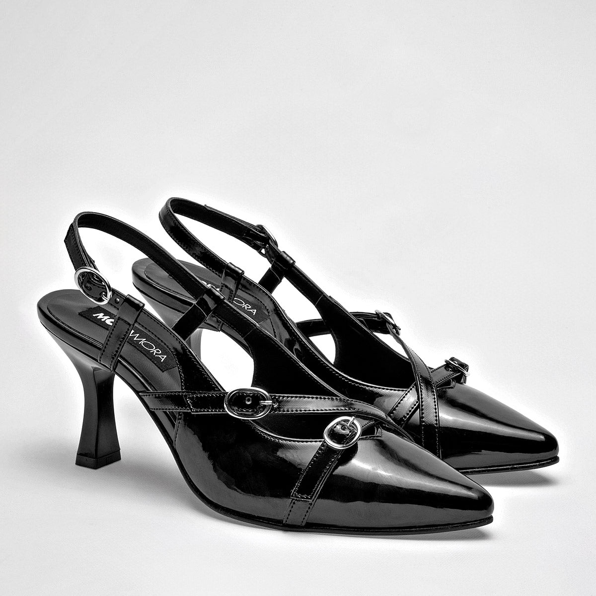 Zapatilla Casual Moramora Mujer Larisa Negro Tacon 8 Cm