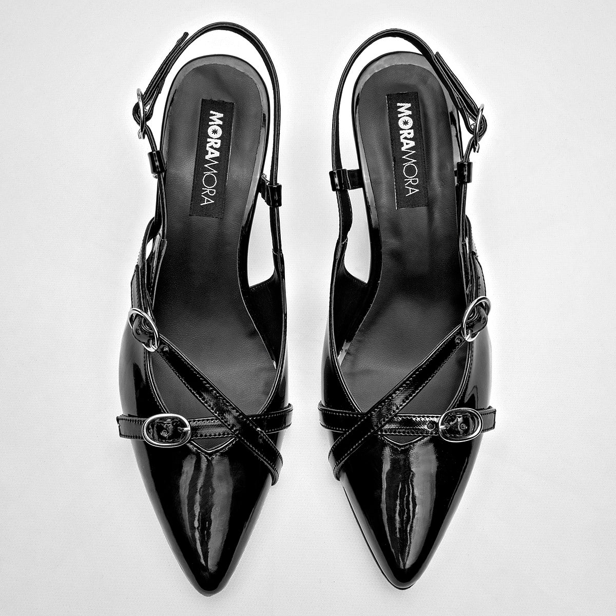 Zapatilla Casual Moramora Mujer Larisa Negro Tacon 8 Cm