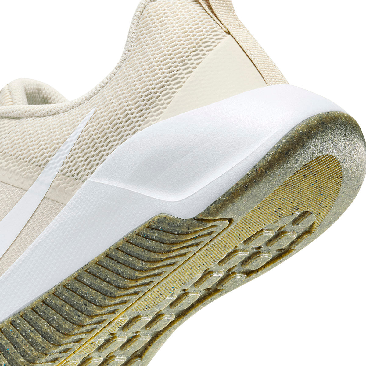 TENIS DEPORTIVO HOMBRE NIKE M  Mc Trainer 3 BEIGE BLANCO