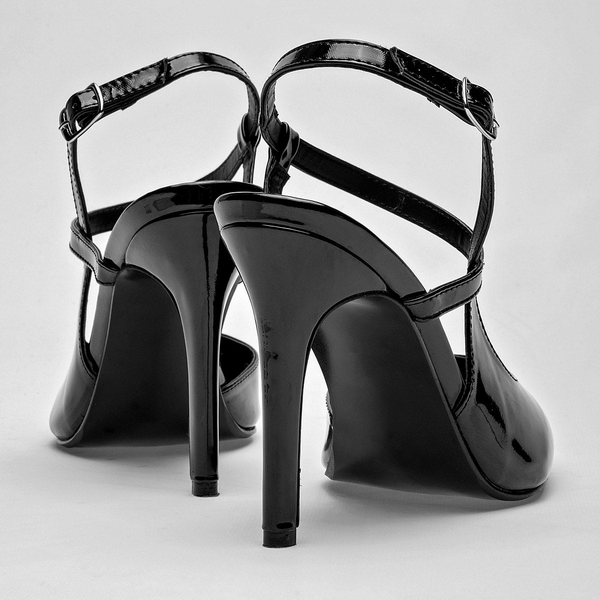 ZAPATILLA MUJER PRAVIA 3050 NEGRO CHAROL