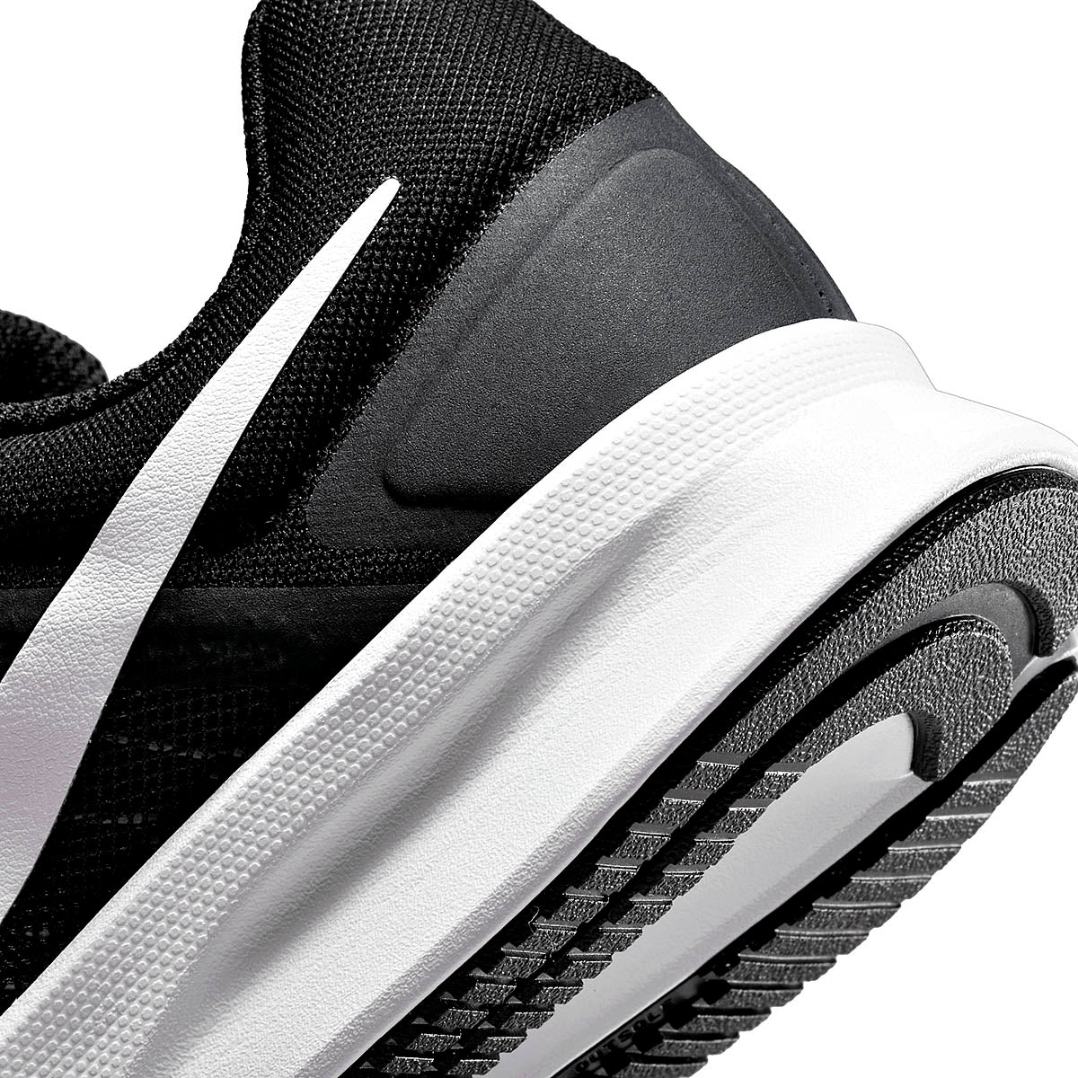 TENIS DEPORTIVO MUJER NIKE W  Run Swift 3 NEGRO BLANCO