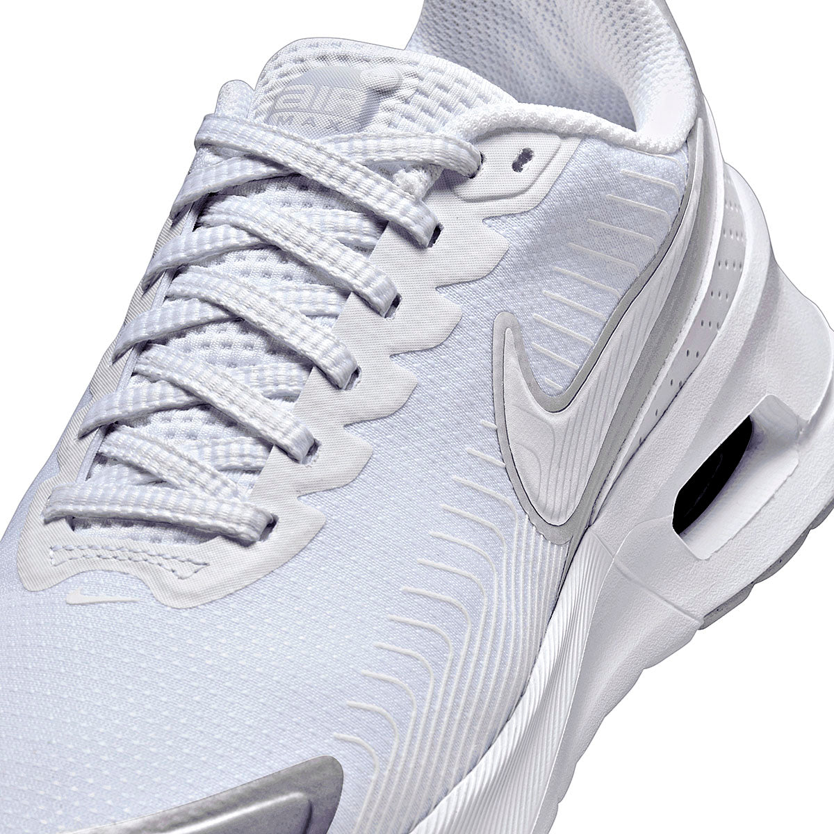 TENIS URBANO MUJER NIKE W  Air Max Nuaxis BLANCO PLATA