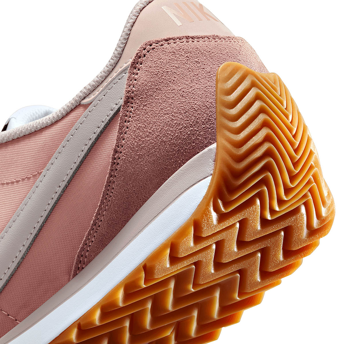 TENIS URBANO MUJER NIKE  Pacific ROSA BEIGE